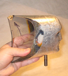 Contemporary Vallien head art glass broken