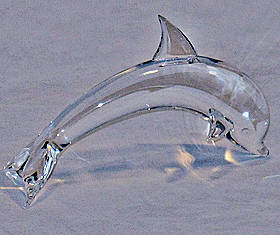 Steuben art glass dolphin repaired by Michael Bokrosh